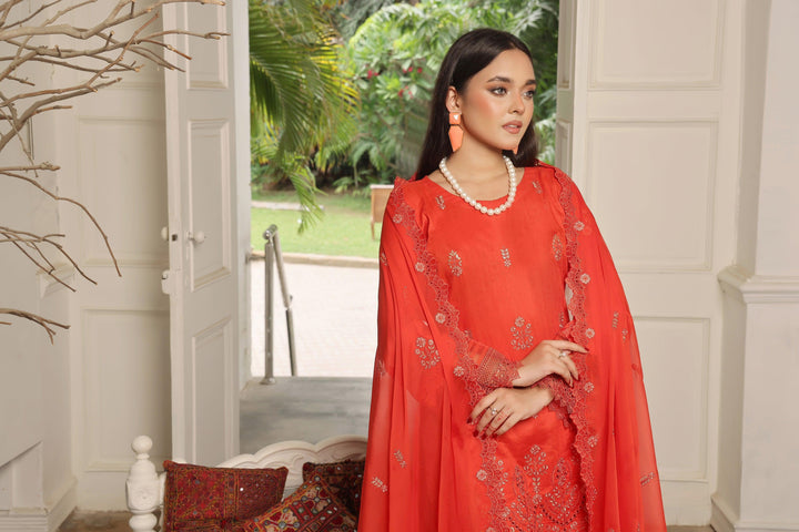 3 PIECE - EMBROIDERED JACQUARD LAWN SUIT - PAK FABRICS