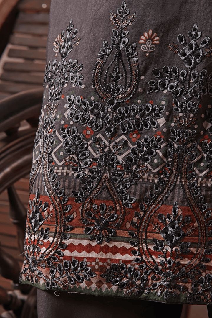 3 PIECE - DIGITAL PRINTED CHIKANKARI LAWN SUIT - PAK FABRICS